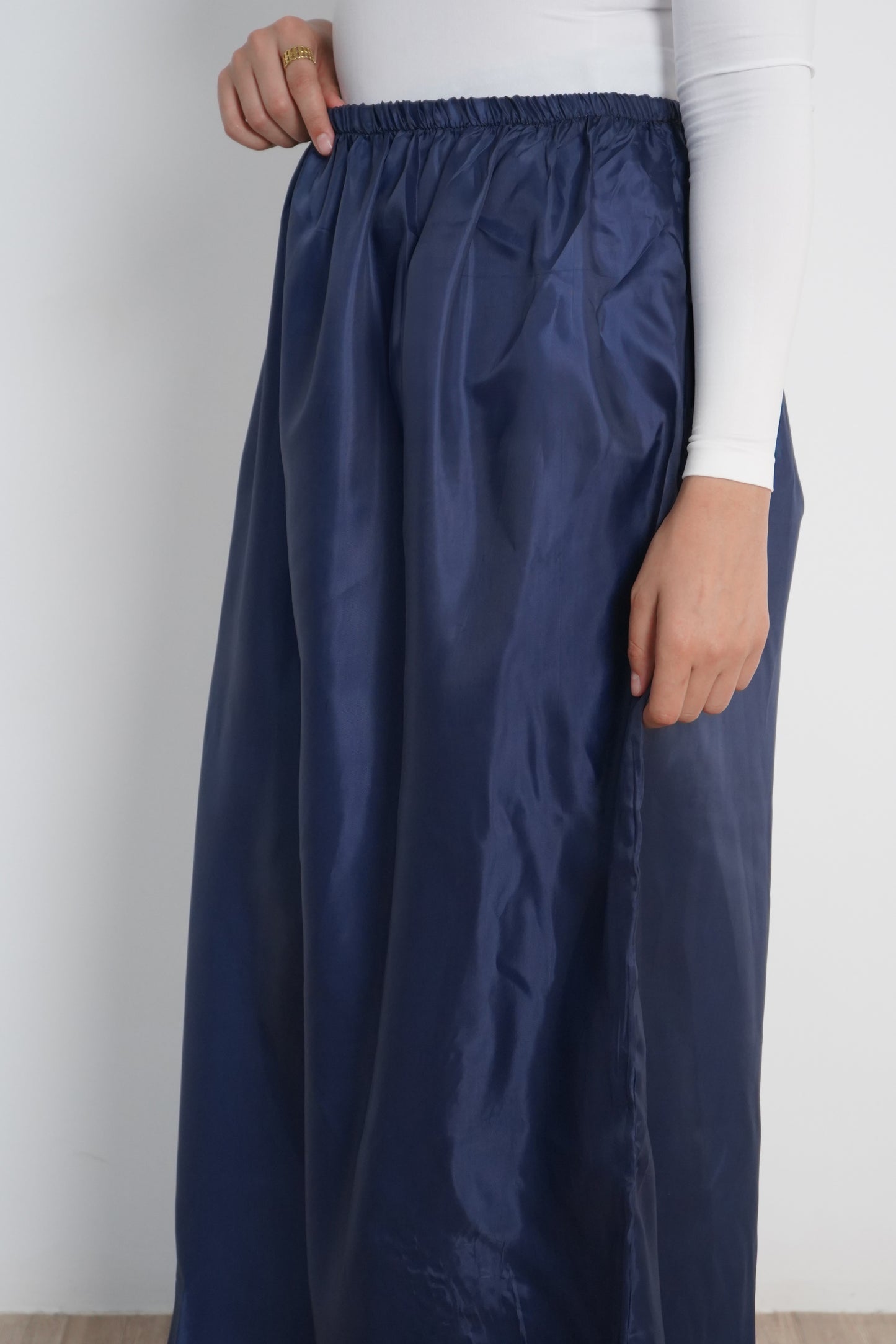 Portable Skirt - Navy